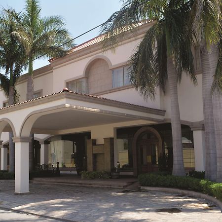 Best Western Centro Cadereyta Cadereyta Jimenez Exterior photo