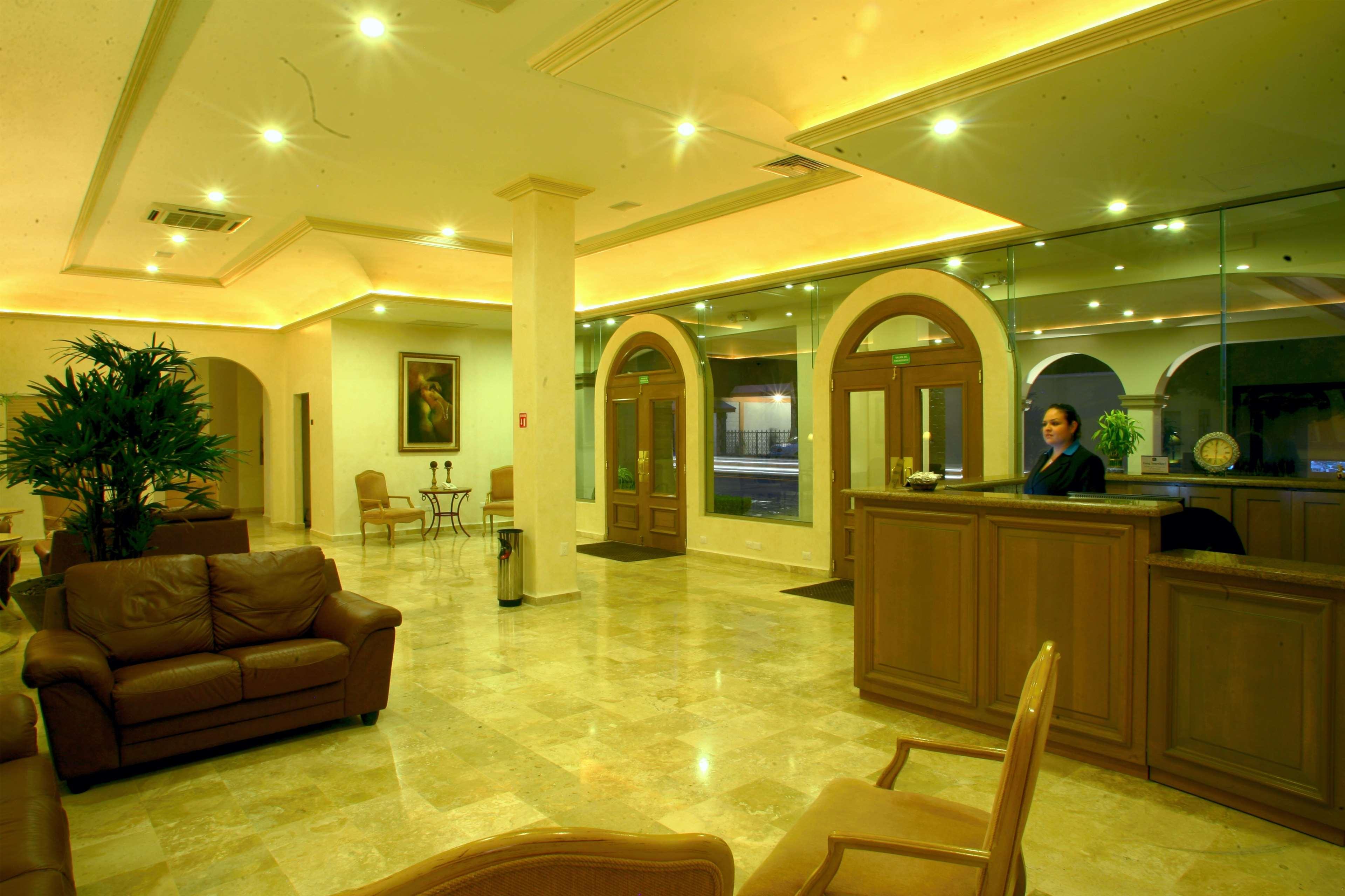 Best Western Centro Cadereyta Cadereyta Jimenez Exterior photo