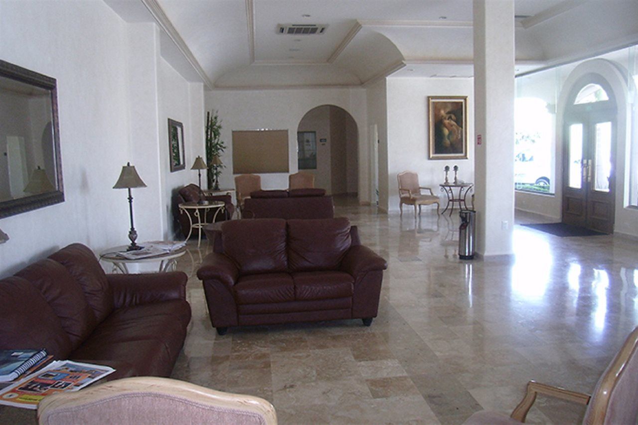 Best Western Centro Cadereyta Cadereyta Jimenez Exterior photo